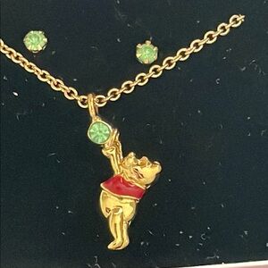 Gold tone Winnie the Pooh Necklace with Earrings